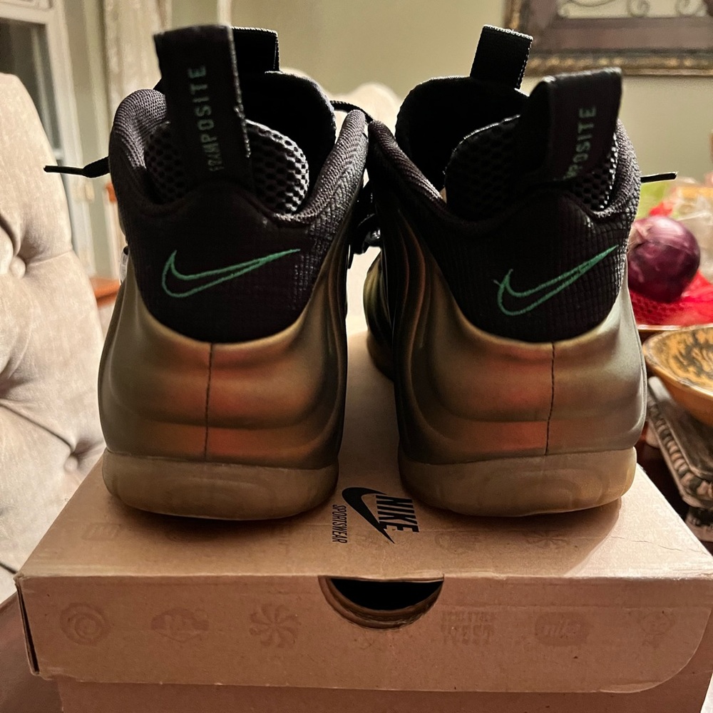 *** NO LONGER AVAILABLE!!!         NIKE Foamposite Pro Gym Green